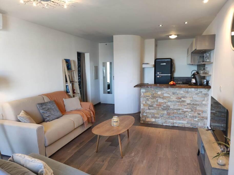 Appartement Sur Le Port Residence Marina Palmu Porto-Vecchio  Zewnętrze zdjęcie